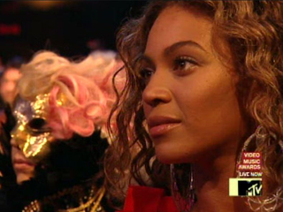 Illustration for article titled Live Blog: 2009 VMAs